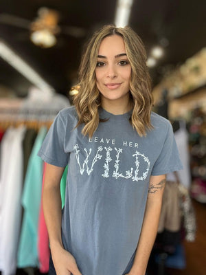 Leave Her Wild Graphic Tee - Curvy+