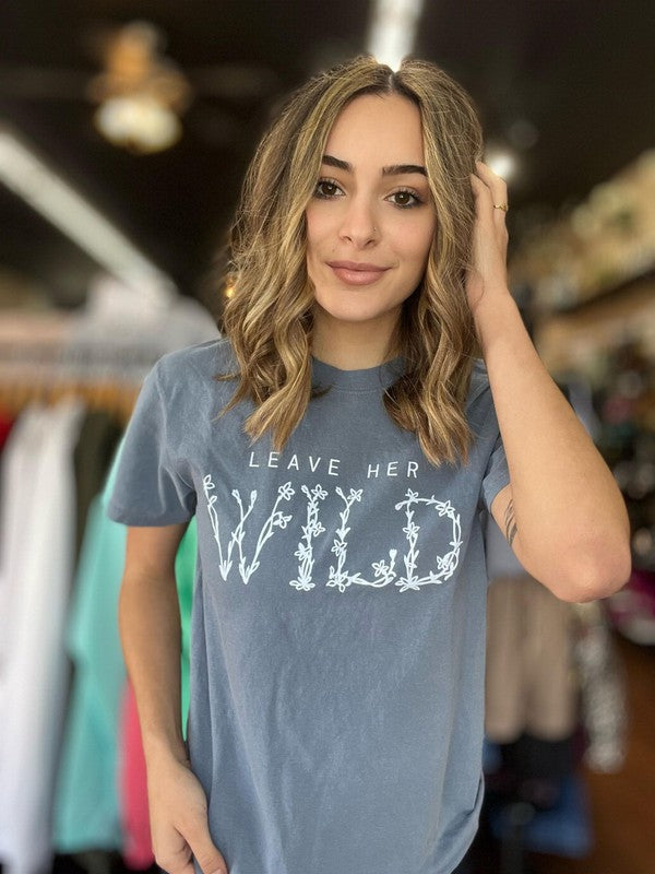 Leave Her Wild Graphic Tee - Curvy+