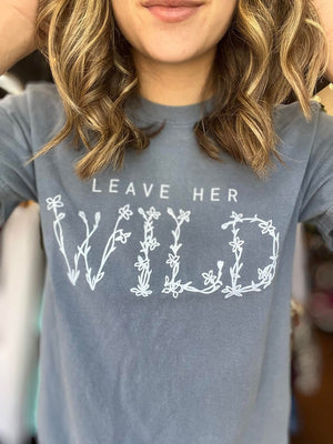 Open image in slideshow, Leave Her Wild Graphic Tee - Curvy+
