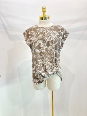 Open image in slideshow, Leaf Print Short Sleeve Top - Miley + Molly

